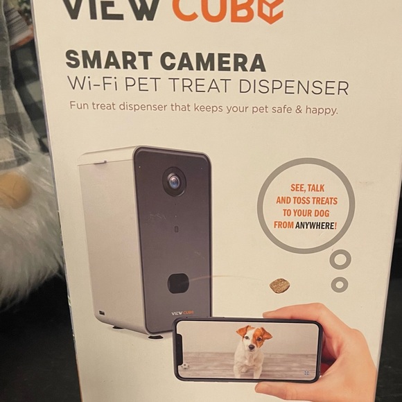 Dog camera for treats